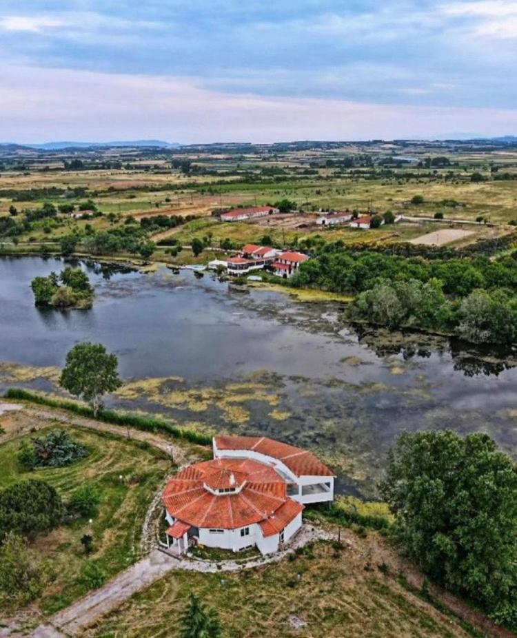 Thrassa Hotel Tycheron Экстерьер фото